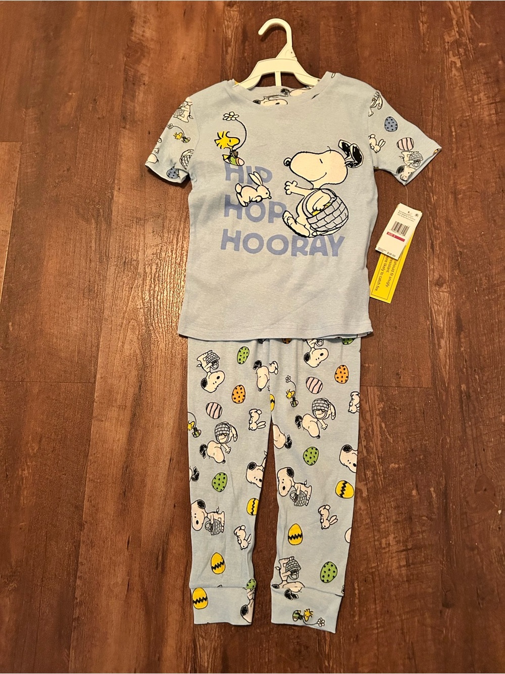 Brand new Easter Snoopy Pajama Set Kids Size 8